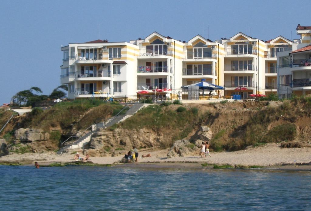 Golden Wave Apartment Sozopol Exteriör bild