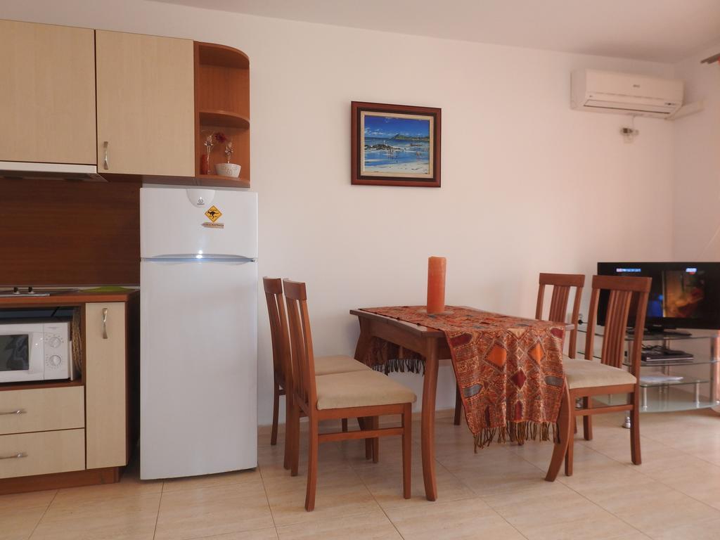 Golden Wave Apartment Sozopol Exteriör bild